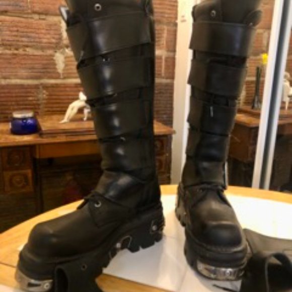 Authentic New Rock Reactor Boots w/ Extensions - Picture 2 of 4